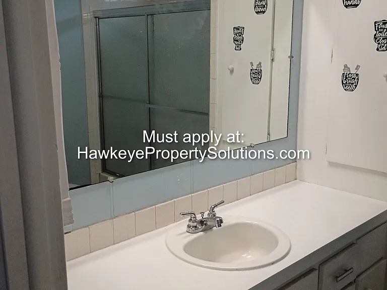 435 Lazy Lake Dr W — Photo 18