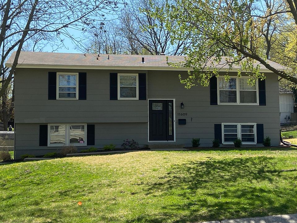 1st image of 11609 E 78th St