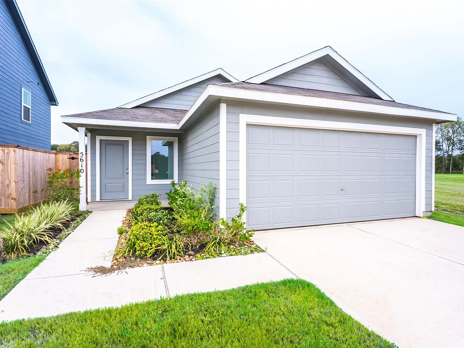 4 bed, 2.0 bath, 1600 sqft, $1,995 — Photo 4