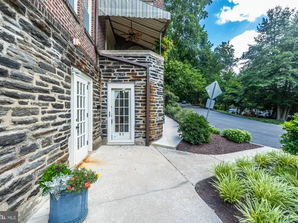 212 Idris Rd APT Z1, Merion Station, PA 19066