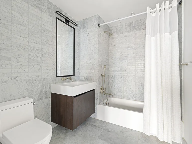 202 Broome St #12F — Photo 7
