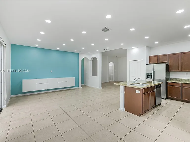 11863 SW 253rd St — Photo 19