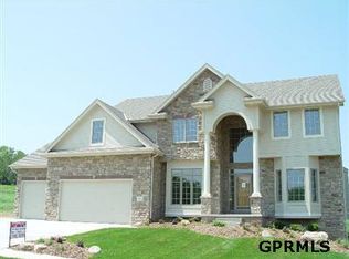 1514 S 192nd Avenue Cir, Elkhorn, NE 68022