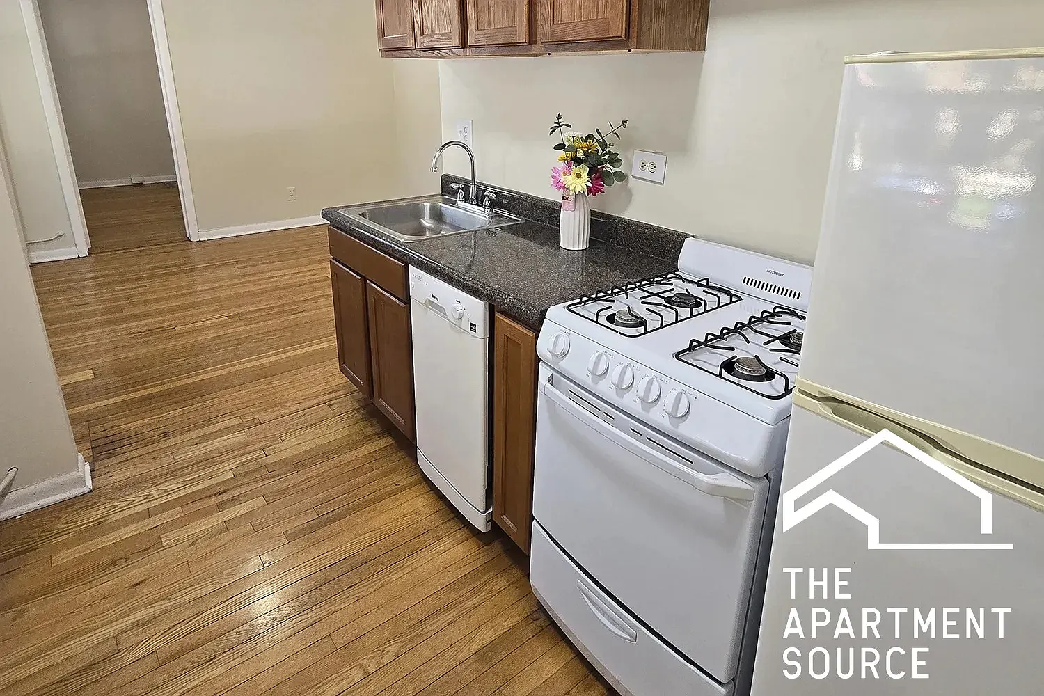 1 bed, 650 sqft, $1,995 — Photo 3