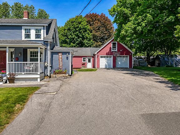 4th image of 43 Pleasant Street