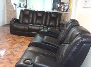 5407 NW 201st Ter, Miami Gardens, FL 33055