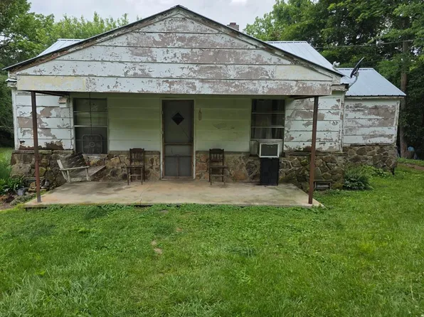 539 E Peter Ave, Monterey, TN 38574