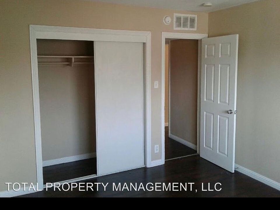 1st image of 217 W New York Ave APT 1