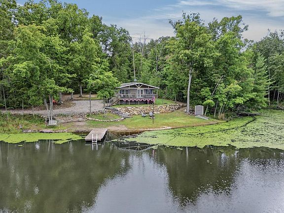 2nd image of 236 Circle Rd