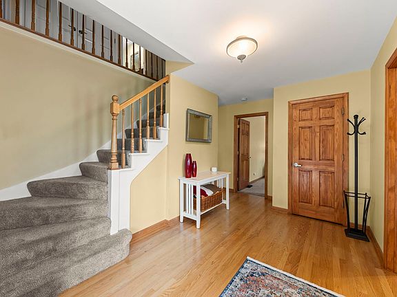 3rd image of 1932 Buckingham Dr