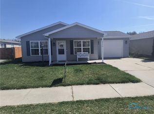 2154 Redbud Ln, Delta, OH 43515