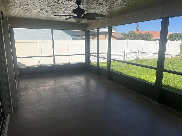 6039 Sunberry Cir — Photo 12