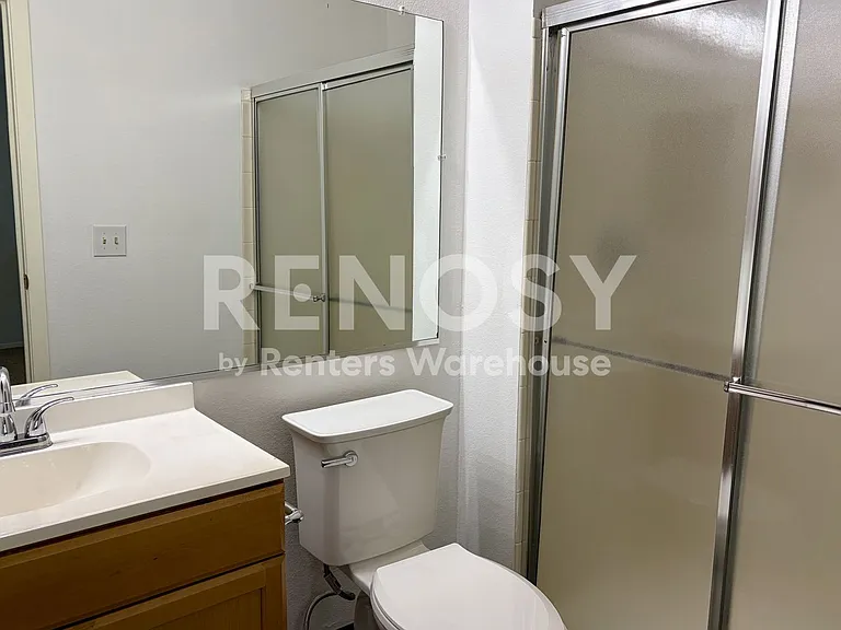18003 E Ohio Ave #201 — Photo 7