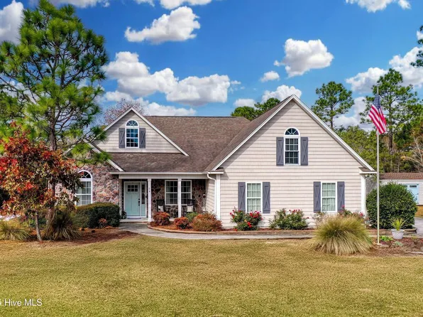 54 Baron Oaks Court, Hampstead, NC 28443