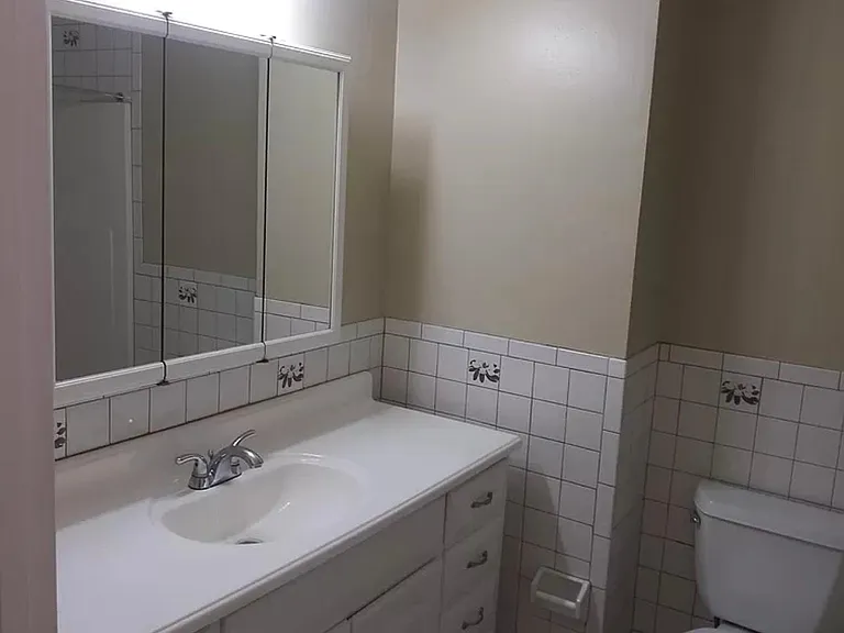12635 Canton Ave — Photo 18