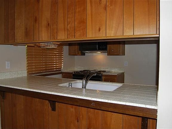 5th image of 1978 Benita Dr Unit 2