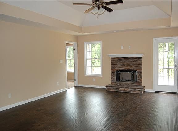 3rd image of 967 Hazelwood Lot 967