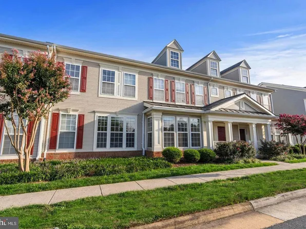 20216 Nightwatch St, Ashburn, VA 20147