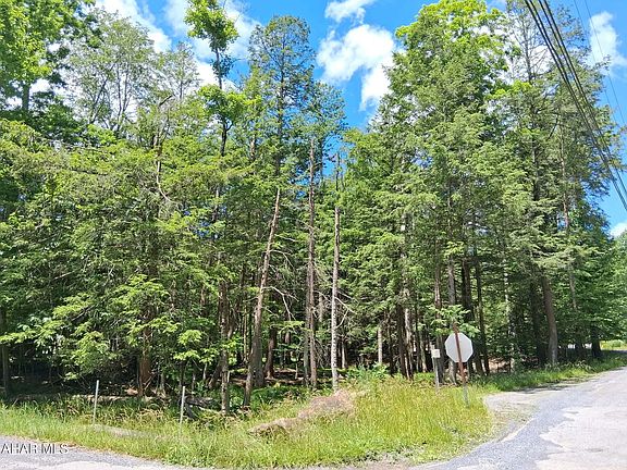 3rd image of 350 Kibler Lake Rd