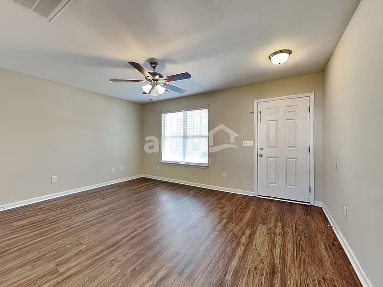 1309 Lowell St — Photo 7