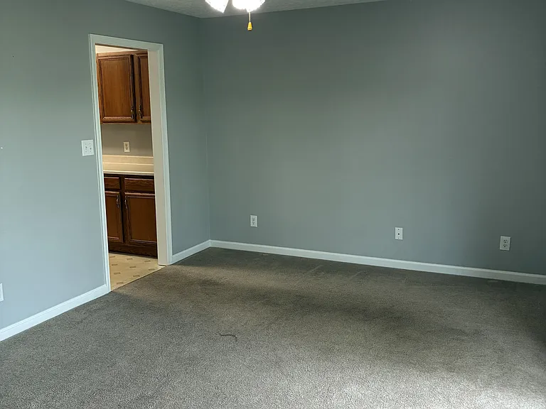 552 Osborne Ave — Photo 1