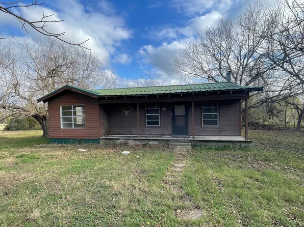 425 SW County Road 20, Corsicana, TX 75110