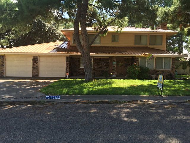 1st image of 1609 W Panther St