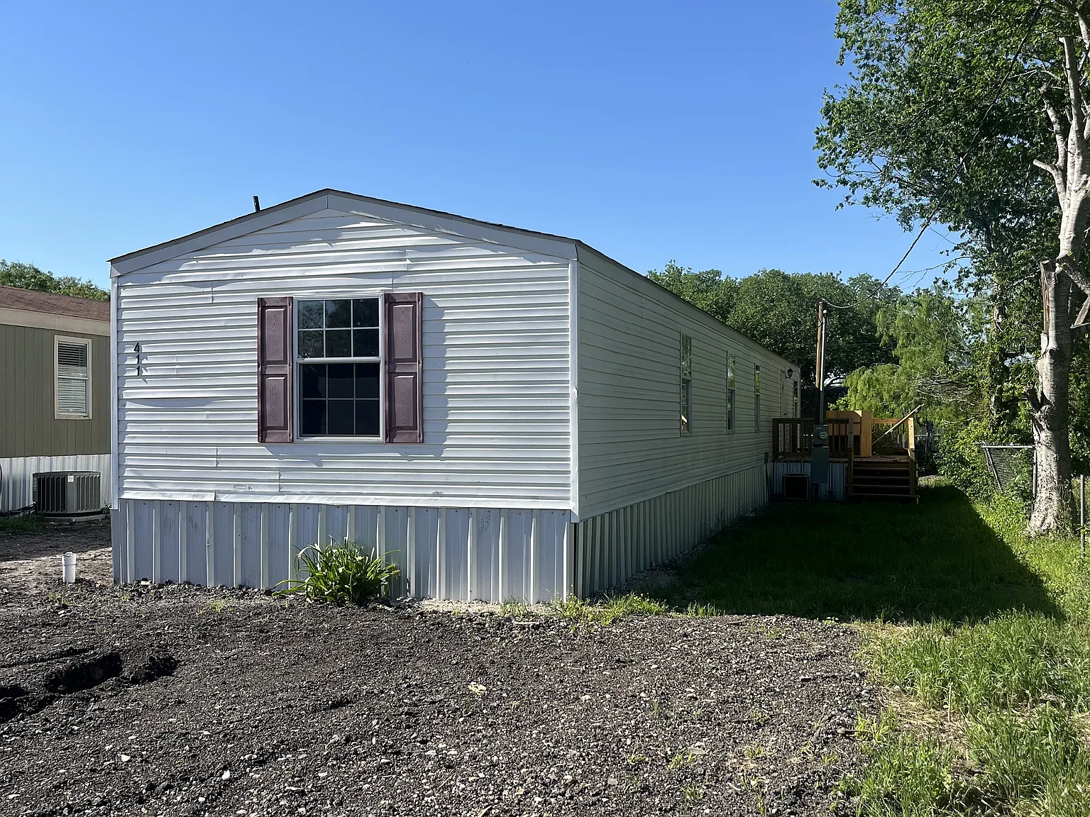 4 bed, 1216 sqft, $1,350 — Photo 3