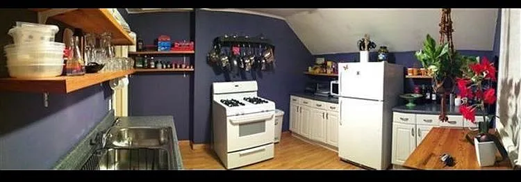207 Fuller Ave SE #2 — Photo 2