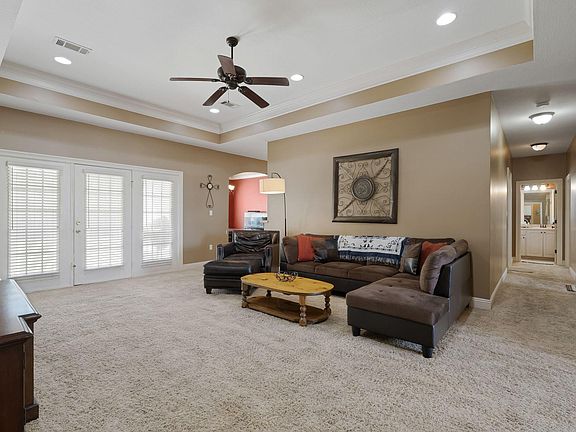 5th image of 78 Sunline Dr