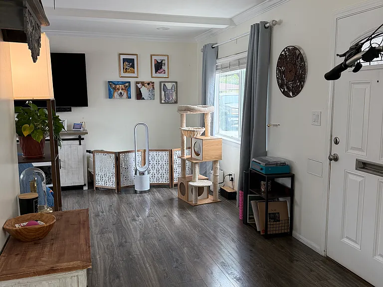 1241 E Michelson St — Photo 16