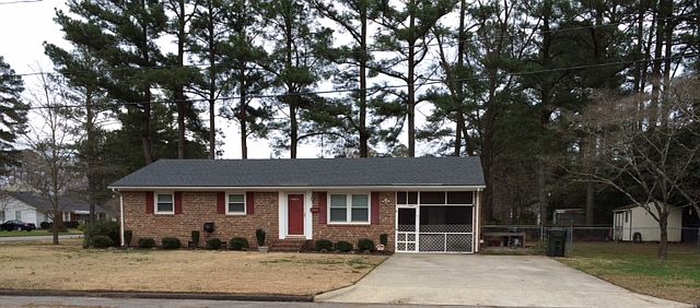 1st image of 101 Dogwood Dr