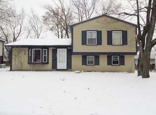 8223 E Barry Rd, Indianapolis, IN 46219