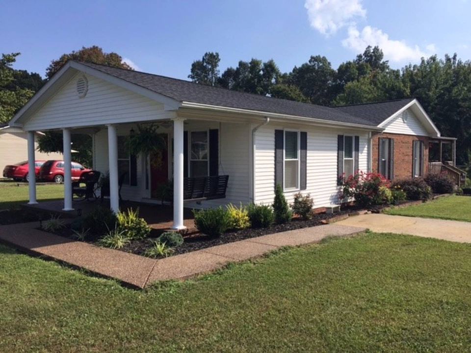 1st image of 131 Donna Way