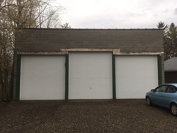 2nd image of 515 N Carroll St