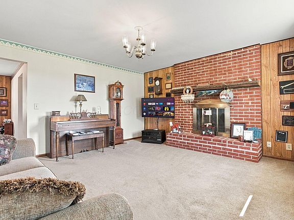4th image of 6270 Indian Run Rd NE