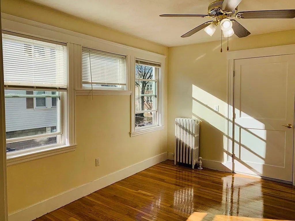2 bed, 1.0 bath, 1100 sqft, $2,600 — Photo 4