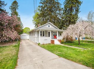 1417 Pinehurst Blvd, Kalamazoo, MI 49006