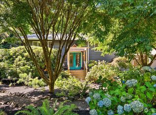841 Fairview Ave NE, Bainbridge Island, WA 98110