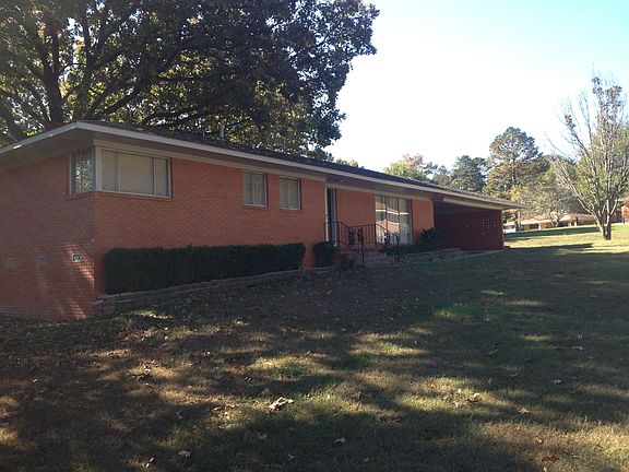Spacious lot/double carport