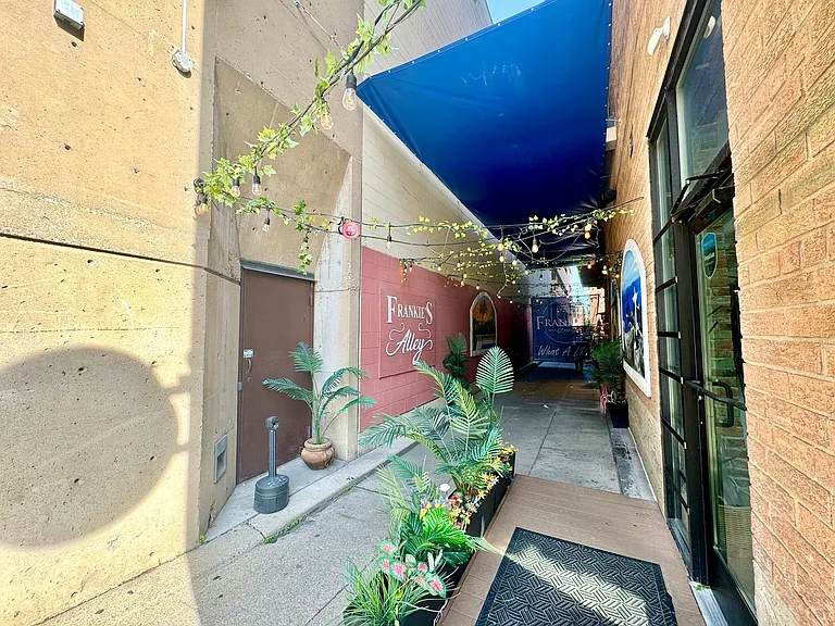 Daoud Park Building - 14 Garfield — Photo 5
