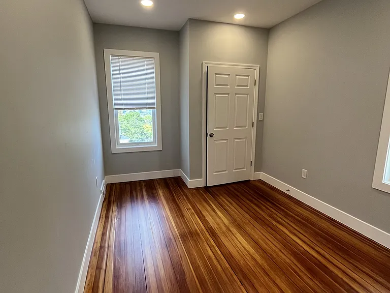31 Faywood Ave #1 — Photo 11