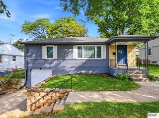 4502 B St, Omaha, NE 68106
