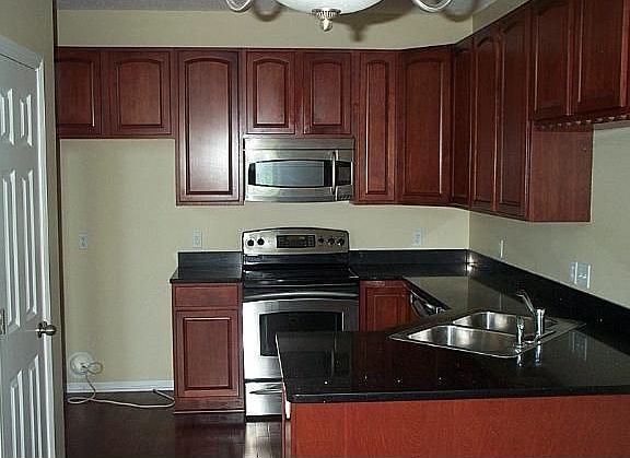 3rd image of 15551 Lilac Dr