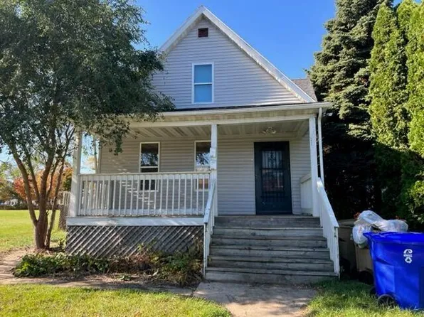 5904 18th AVENUE, Kenosha, WI 53140