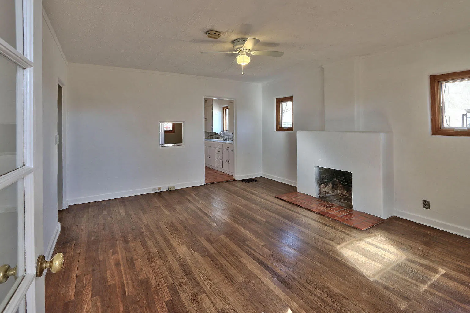 2111 Lead Avenue SE — Photo 3