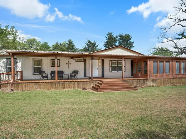 412 Leaning Oak Ln, Somerville, TX 77879