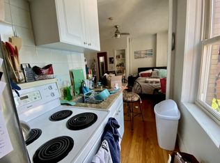 110 Myrtle St #6, Boston, MA 02114