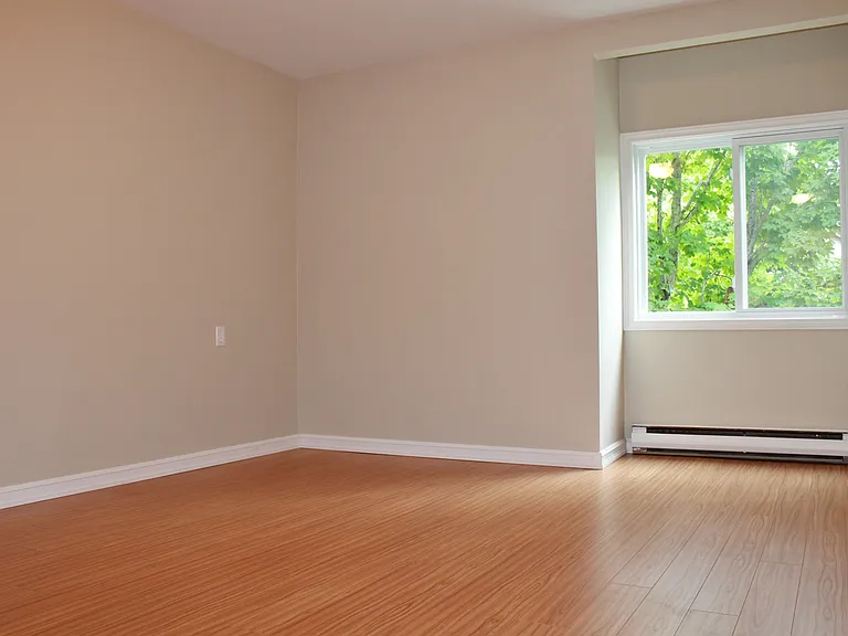 35 Tiffany Ln — Photo 4