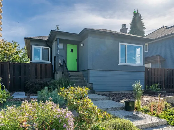 3726 Trinity St, Burnaby, BC V5C 1N2